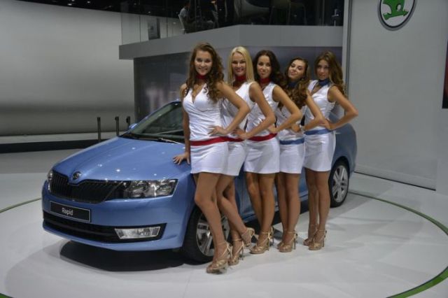 the lovely girls of the paris motor show 100 pics 48.html - 100 HD Photos | Premium Gallery 2012