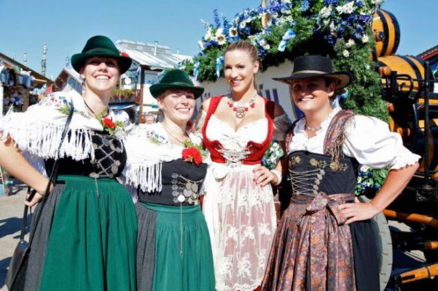 Bosomy Blonde, Jordan Carver, at Oktoberfest