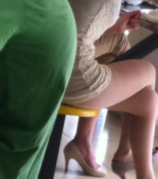 This Chinese Girl Enjoys Her Lunch in Student Cafeteria