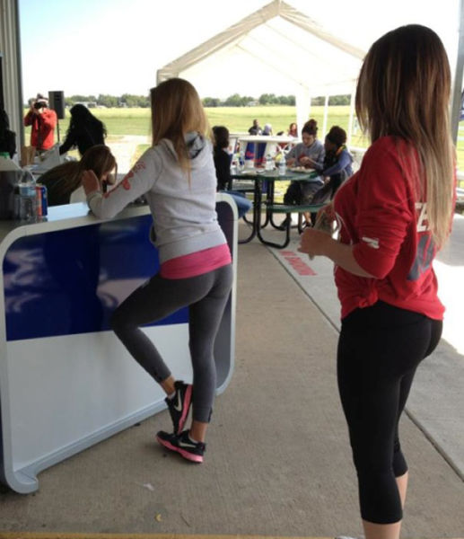 Ravishing Redbull Track Girls