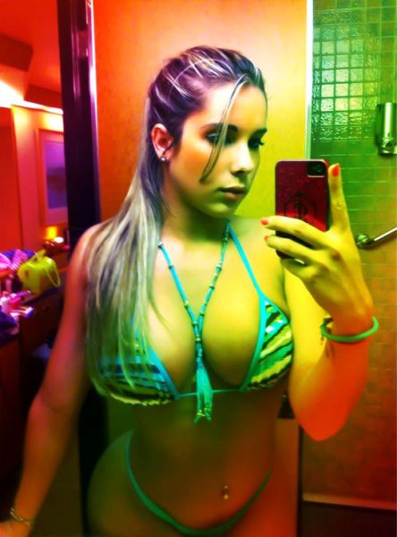 Bootilicious Cuban Model, Kathy Ferreiro
