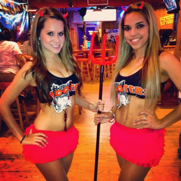 We Never Get Tired of Hooters Girls!