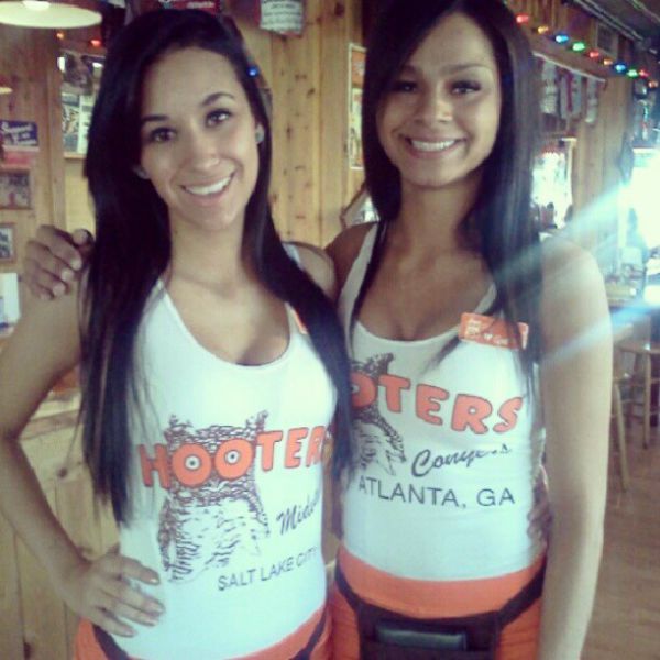 We Never Get Tired of Hooters Girls!