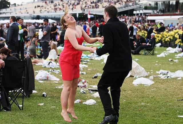 Melbourne Cup Chaos!