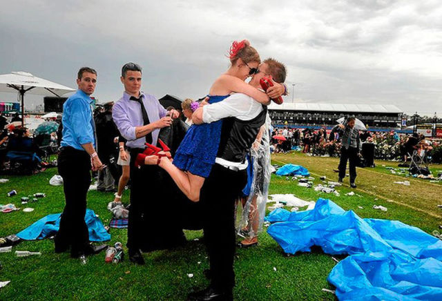 Melbourne Cup Chaos!