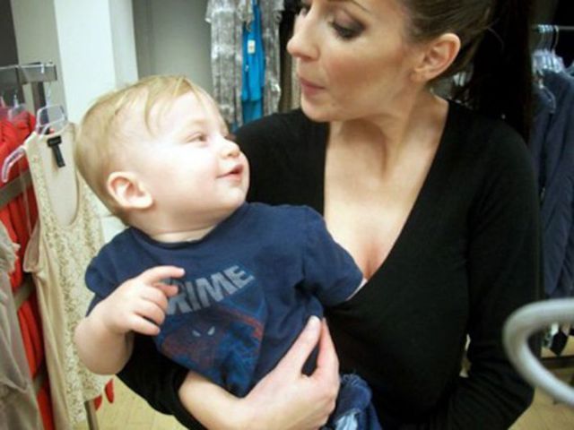 As the Pics Show, Boob Fascination Starts Early!