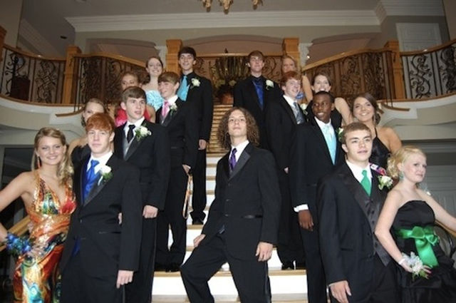 Embarrassing High School Dance Moments