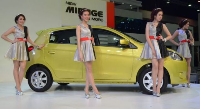 Ladies of the Thailand International Motor Expo 2012