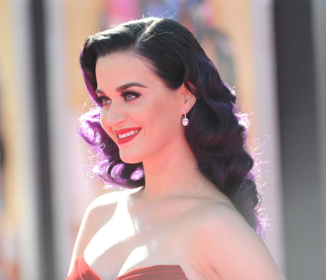 AskMen’s 2013 Edition of the Top 99 Most Desirable Women