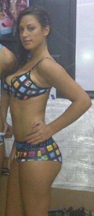 Her Booty Does Tricks