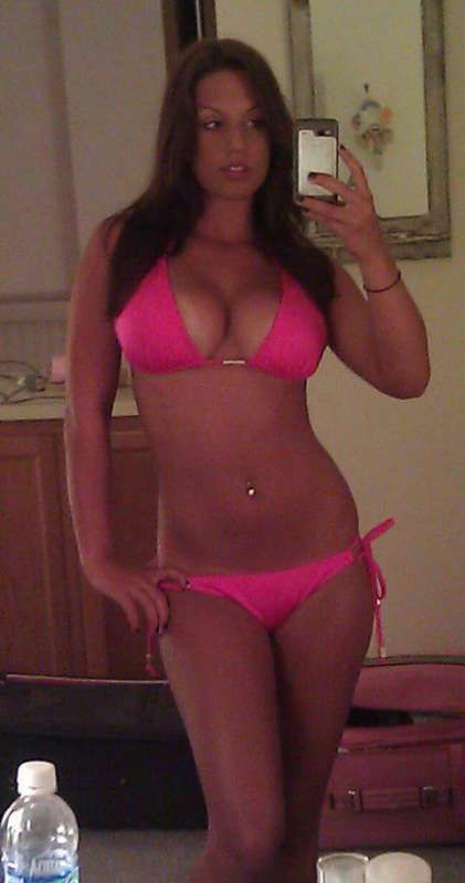 Her Booty Does Tricks