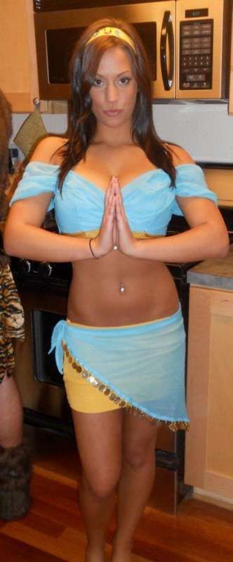 Her Booty Does Tricks