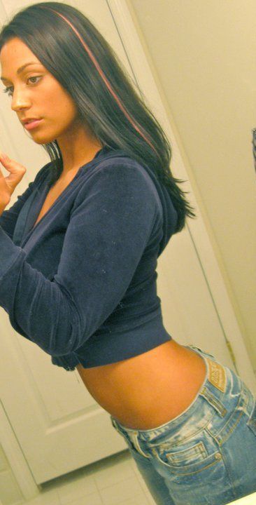 Her Booty Does Tricks