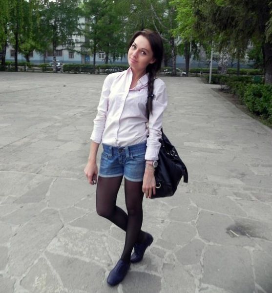 From Glamour to Raw Beauty