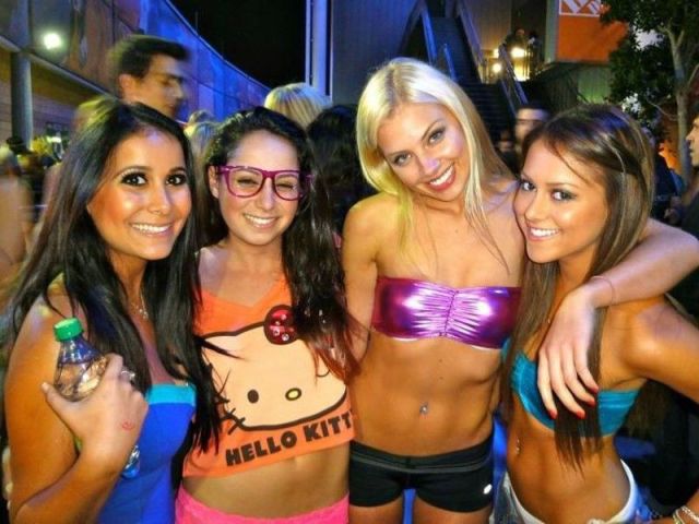 Raver Girls