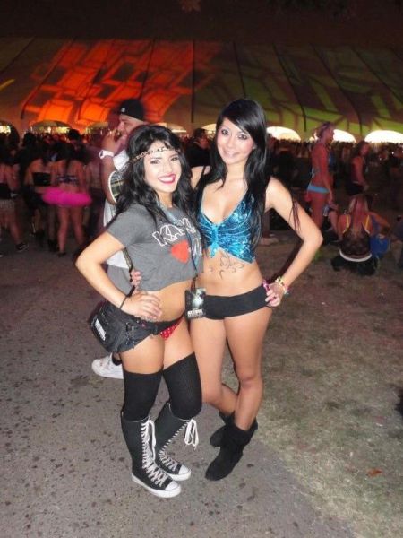Raver Girls