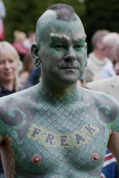 Crazy Tattooing Extremists