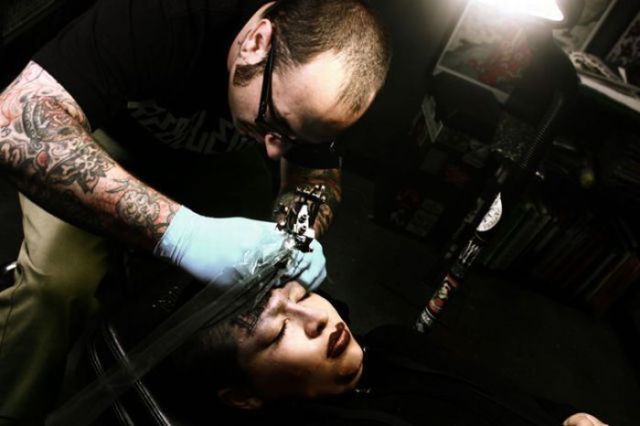 Crazy Tattooing Extremists