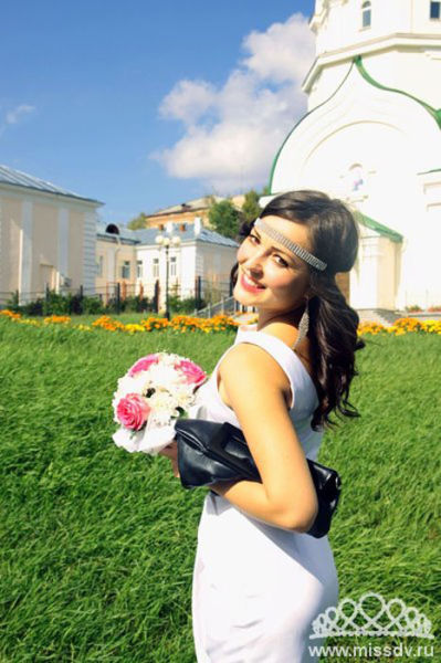 2013’s Exotic Participants of “Miss Internet of the Far East”