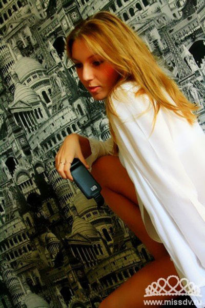 2013’s Exotic Participants of “Miss Internet of the Far East”