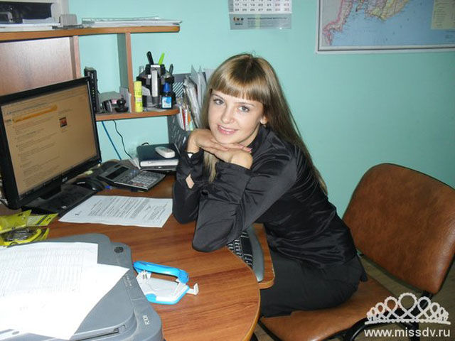 2013’s Exotic Participants of “Miss Internet of the Far East”