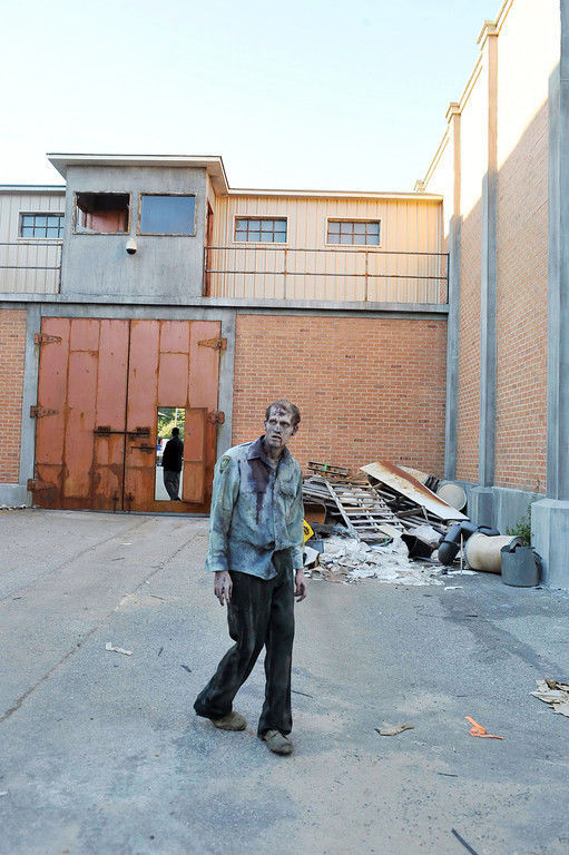 A Creepy Zombie-Invested Prison