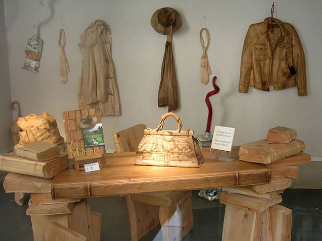 Meet the Amazingly Talented Wood Sculptor