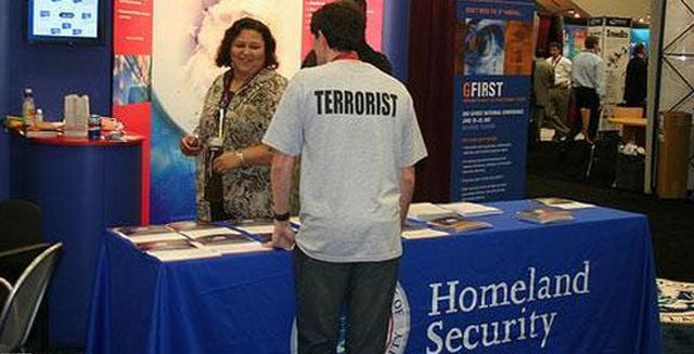 Amusingly Unlucky Wardrobe Malfunctions