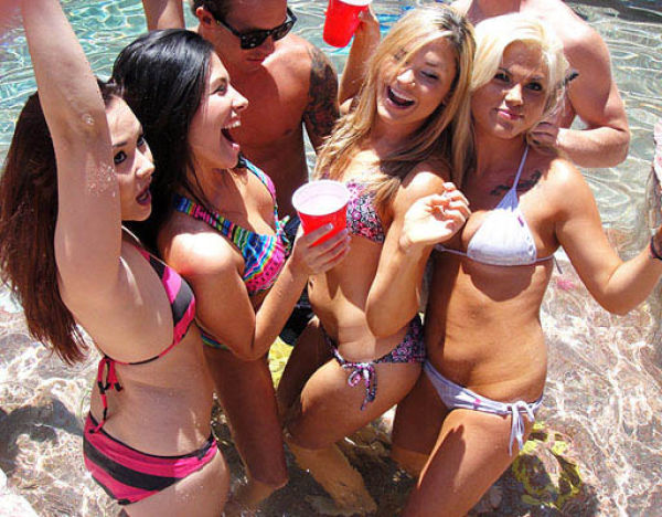 Spring Breakers Know How to Party Hard