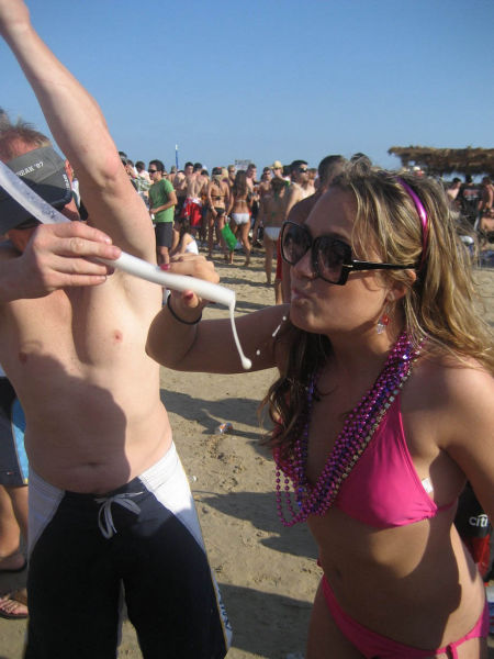 Spring Breakers Know How to Party Hard