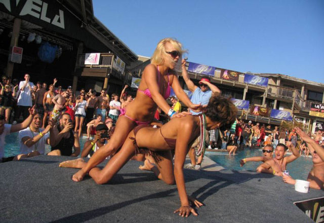 Spring Breakers Know How to Party Hard