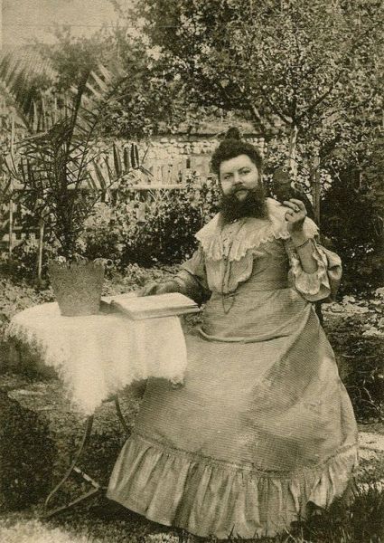 Disturbingly Odd People from the Past