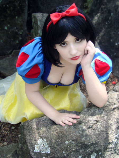 The Sexy Cosplay Girls of Every Nerd’s Fantasy