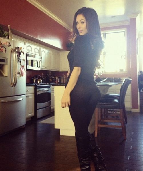 What’s Not to Love about Yoga Pants? Part 7