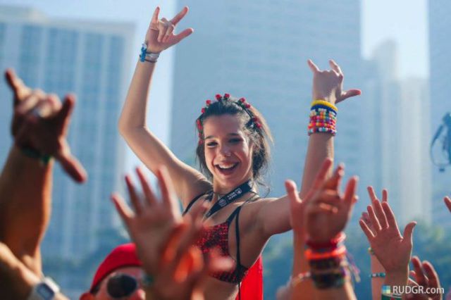 Babes Rocking Out at the Ultra Music Festival