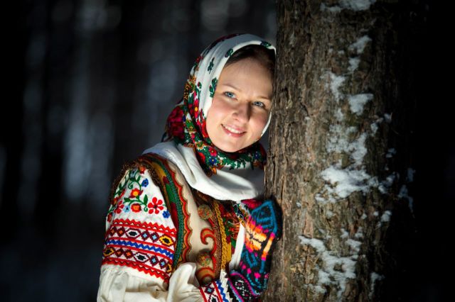 Beautiful Slavic Girls in Traditional Outfits