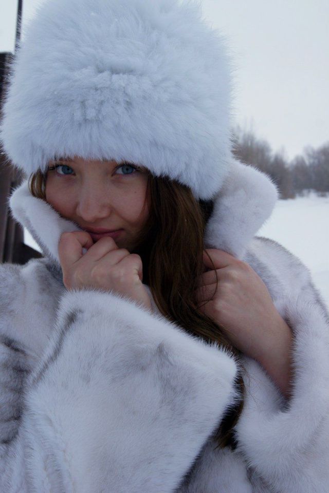 Beautiful Slavic Girls in Traditional Outfits