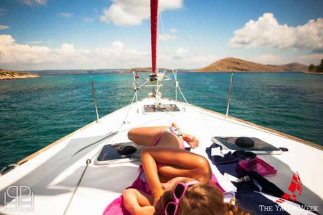 The Best Part of Yacht Week Is the Bikini Babes