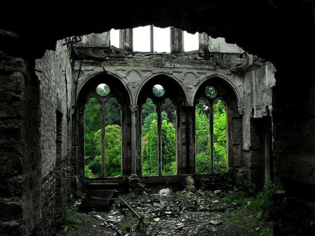 Magical Abandoned Places That Give Us Goosebumps