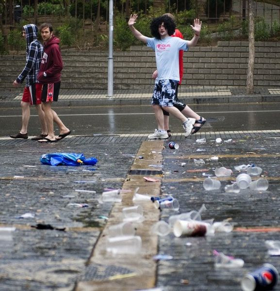 Party Hard the English Way