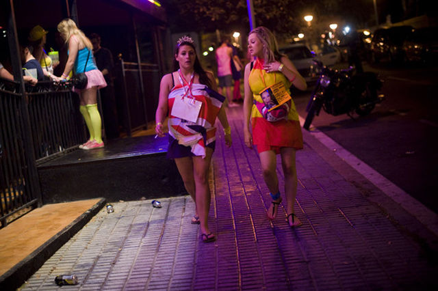 Party Hard the English Way