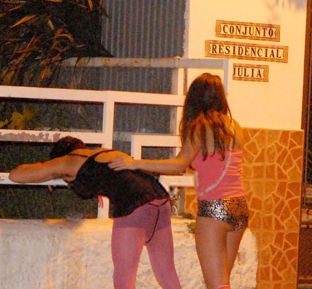 Party Hard the English Way