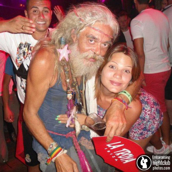 Painfully Awkward Nightclub Photos. Part 2