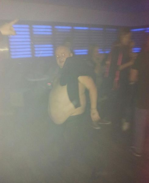 Painfully Awkward Nightclub Photos. Part 2