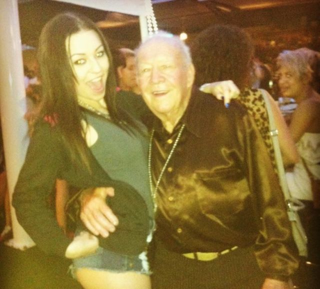 Painfully Awkward Nightclub Photos. Part 2