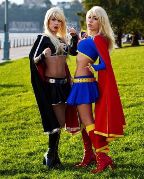 Cute Girls in Sexy Supergirl Costumes