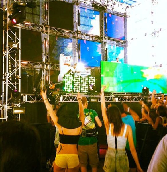 The Hot “Hippie” Girls of Coachella 2013. Part 2