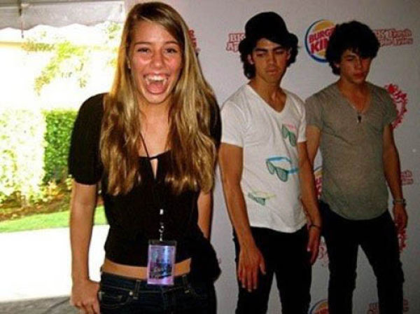 Men Just Can’t Help BUTT Stare