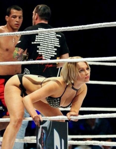 Men Just Can’t Help BUTT Stare