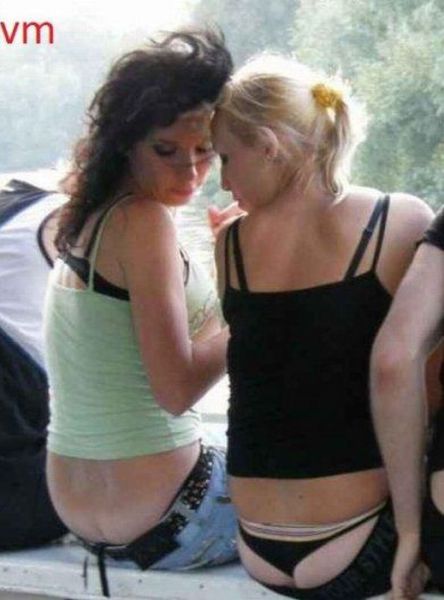 Pull Up Your Pants Girls!